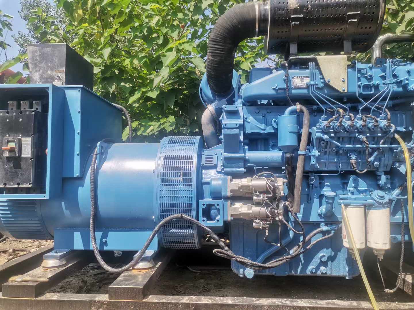 巩留详细说明降低 800kW 柴油发电机输出电流波动的方法