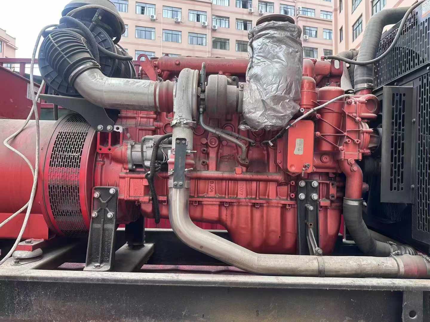 巩留如何选择适合 600kW 柴油发电机组的过载保护器？