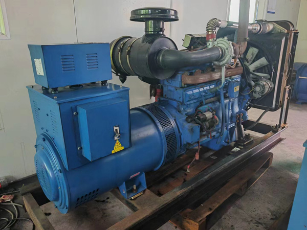 巩留100kW柴油发电机组使用多级机油有哪些优缺点？